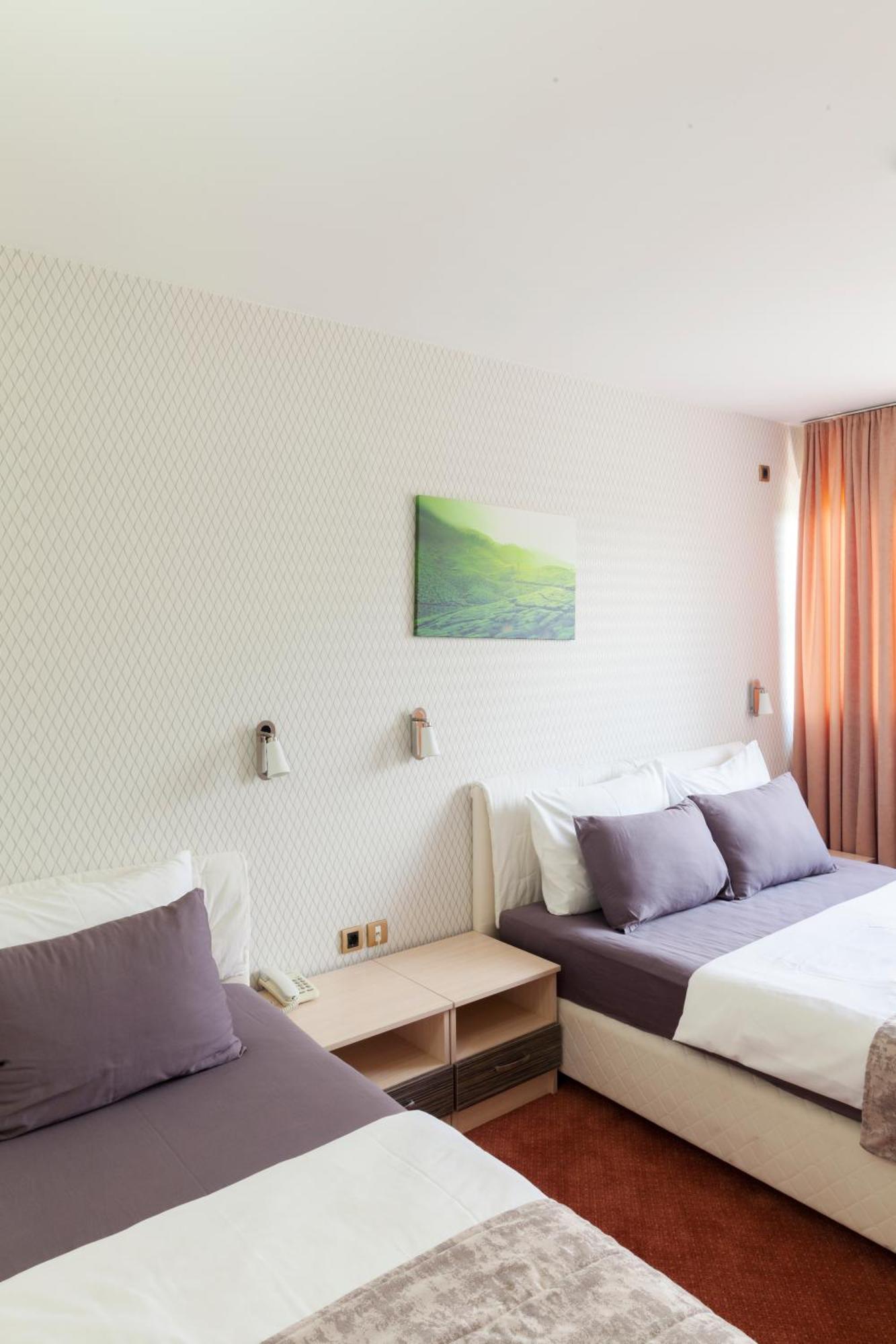 Hotel Livade Čačak Esterno foto